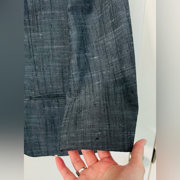 The Regalia Collection Ladies Suit - Picture 15 of 16